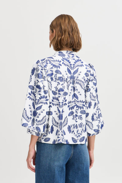 Isolda Shirt - Navy & White Flower Print